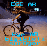 Bisiklet Ege Ab Bisiklet Sürüyor GIF