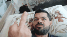 Deyoman Middle Finger GIF - Deyoman Middle Finger Flipped Off GIFs