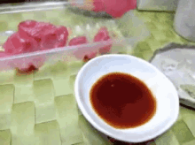 maguro tuna sashimi soy_sauce