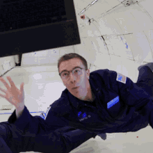 Floating In The Air Austin Evans GIF - Floating In The Air Austin Evans Zero G GIFs
