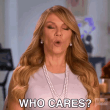 Who Cares Real Housewives Of New York GIF - Who Cares Real Housewives Of New York Rhony GIFs