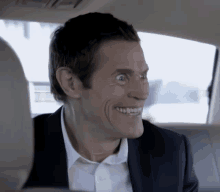 Willem Dafoe The Smile Man GIF - Willem Dafoe The Smile Man Nerve Damage GIFs