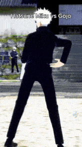 hatsune miku vs gojo is a video of hatsune miku and gojo dancing .