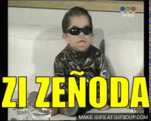 Zi Zeñoda Con Susana Gimenez GIF - Zi Zenoda Si Senora Edward Hernandez GIFs