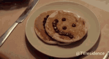 January Jones Pancakes GIF - January Jones Pancakes Spinning Out GIFs