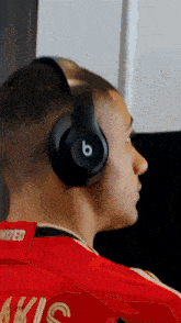Wearing Headphones Major League Soccer GIF - Wearing Headphones Major League Soccer Beats Headphones GIFs
