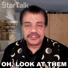 Oh Look At Them Neil Degrasse Tyson GIF - Oh Look At Them Neil Degrasse Tyson Startalk GIFs
