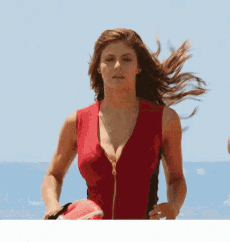 Alexandra Daddario Running GIF - Alexandra Daddario Running Baywatch -  Discover & Share GIFs