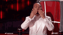 Blow Kiss John Legend GIF - Blow Kiss John Legend The Voice GIFs