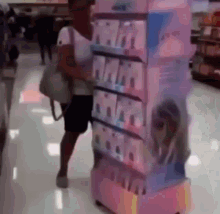 Luver Woman Mass Buying GIF - Luver Woman Mass Buying Lover Magazine GIFs