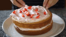 Strawberry Layer Cake GIF - Strawberry Layercake Dessert GIFs