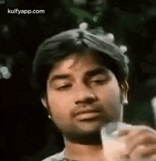 Tea Kudikuren.Gif GIF - Tea Kudikuren Mirchi Shiva Actor GIFs