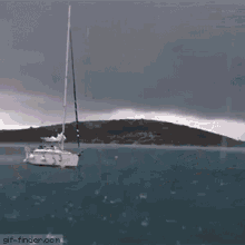 lightning yacht rainy shake