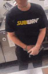 Subwayqueeningout Dancing GIF - Subwayqueeningout Dancing GIFs