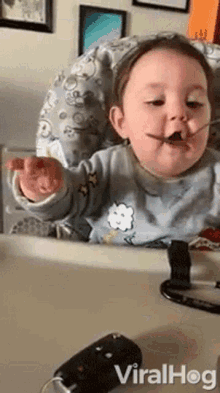 Baby Hungry GIF - Baby Hungry Eating GIFs