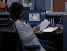 Greys Anatomy Amelia Shepherd GIF - Greys Anatomy Amelia Shepherd Check GIFs