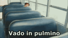 Pulmino Scuolabus Bambino Vado In Pulmino Dormire GIF - Minubus School Bus Child GIFs