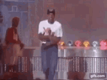 John Evans Soul Train GIF - John Evans Soul Train 90s GIFs