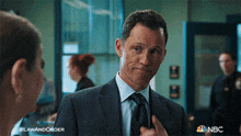 Pointing Finger Detective Frank Cosgrove GIF - Pointing Finger Detective Frank Cosgrove Law & Order GIFs