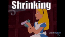 Shrinking GIF - Shrinking Shrink Small GIFs