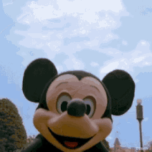 Mickey Mouse Wave GIF - Mickey Mouse Wave Hi GIFs