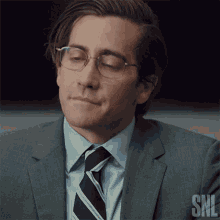 Hold On Jake Gyllenhaal GIF - Hold On Jake Gyllenhaal Saturday Night Live GIFs