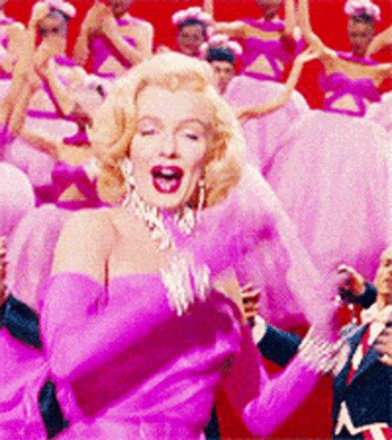 Marilyn Monroe GIF - Marilyn Monroe Dancing - Discover &amp; Share GIFs