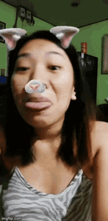 Silly Selfie GIF - Silly Selfie Tongue GIFs