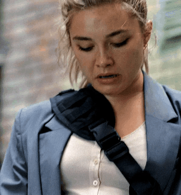 CAITLYN WILLIAMS / KATE BISHOP • Is this one fine? I'm using this one. Florence-pugh