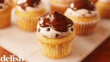 Cannoli Cupcakes GIF - Cannoli Cupcakes Cupcake GIFs