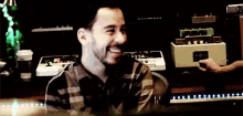 Mike Shinoda GIF - Mike Shinoda Laughing GIFs