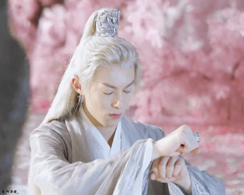 Pfemme2 Miss The Dragon GIF - Pfemme2 Miss The Dragon Dylan Wang - Discover  & Share GIFs