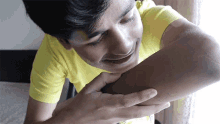 हात Abhyudaya Mohan GIF