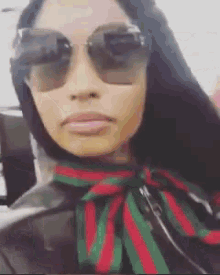 Nikki Minaj Selfie GIF - Nikki Minaj Selfie Sassy GIFs