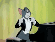 Tom Piano GIF - Tom Piano Knuckles GIFs