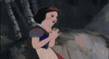 Snow White Scared GIF - Snow White Scared Horrified GIFs