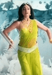 Shreya Belly Dancing GIF - Shreya Belly Dancing Midriff GIFs