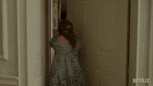 Closing The Door Escaping GIF - Closing The Door Escaping Penelope Featherington GIFs