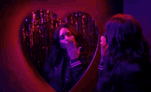 Demi Lovato Fly Kiss GIF - Demi Lovato Fly Kiss Mirror GIFs