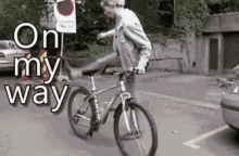 Omw On My Way GIF - Omw On My Way Bike GIFs