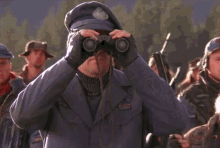 Kevin Costner Binoculars GIF - Kevin Costner Binoculars The Postman GIFs