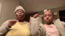 Hit The Woah Dance GIF - Hit The Woah Dance Mother And Daughter GIFs