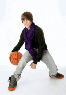 Jbballin Justin Bieber GIF - Jbballin Justin Bieber Dribbling GIFs