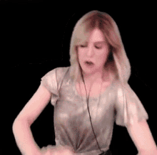 Hicelina Cleanup GIF - Hicelina Cleanup Wet Towel GIFs
