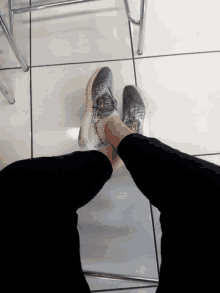 Duar Feet GIF