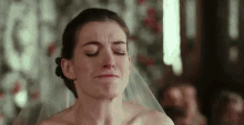 Anne Hathaway And Her Cold Feet GIF - Anne Hathaway Cold Feet GIFs