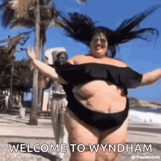 Fat Fat Lady GIF Fat Fat Lady Fat Girl Discover Share GIFs