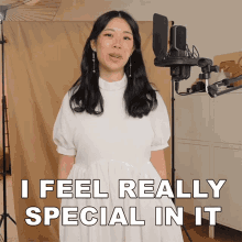 I Feel Really Special In It Wendy GIF - I Feel Really Special In It Wendy Withwendy GIFs