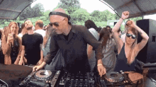 Dj Mixing Party GIF - Dj Mixing Party Turn Tables GIFs