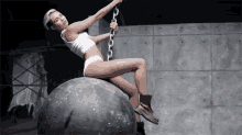 Miley Cyrus Wrecking Ball GIF - Miley Cyrus Wrecking Ball Swing GIFs